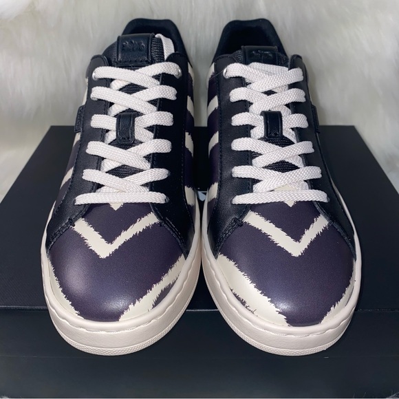Coach size 9 woman sneakers Zebra print New in box - Picture 3 of 10